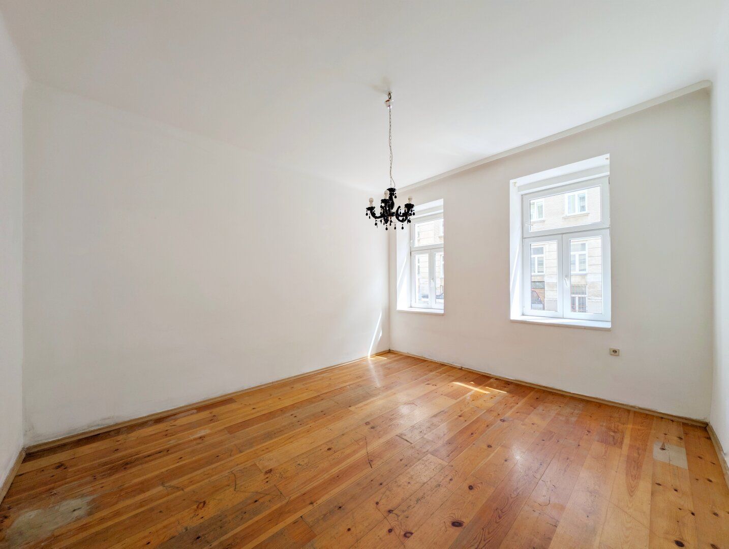 ++NEU++ Sanierungsbedürftige 1 Zimmer Erdgeschosswohnung - Umbaupotenzial