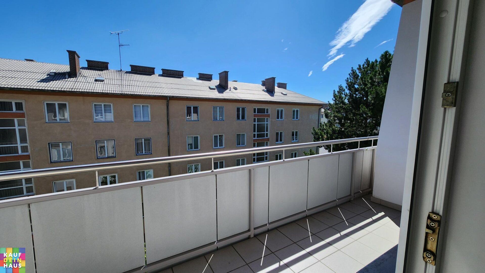 BASTLERHIT! MARIA THERESIA STRASSE 28!