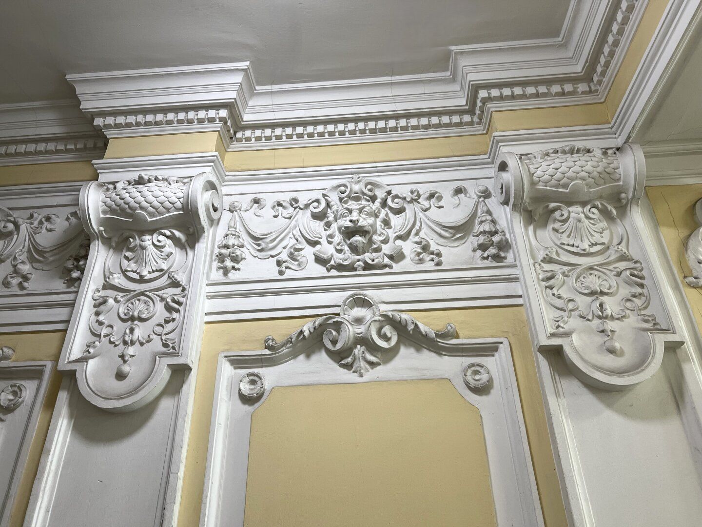 IN VORBEREITUNG: Schöne 2-Zimmerwohnung nahe Volkstheater