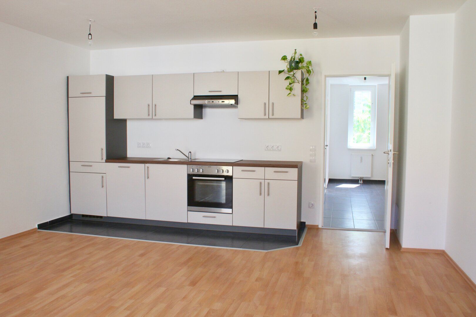 Nahe Matzleinsdorfer Platz | 56m² - 1.Stock - 3-Zimmer-Apartment mit voll ausgestatteter Küche