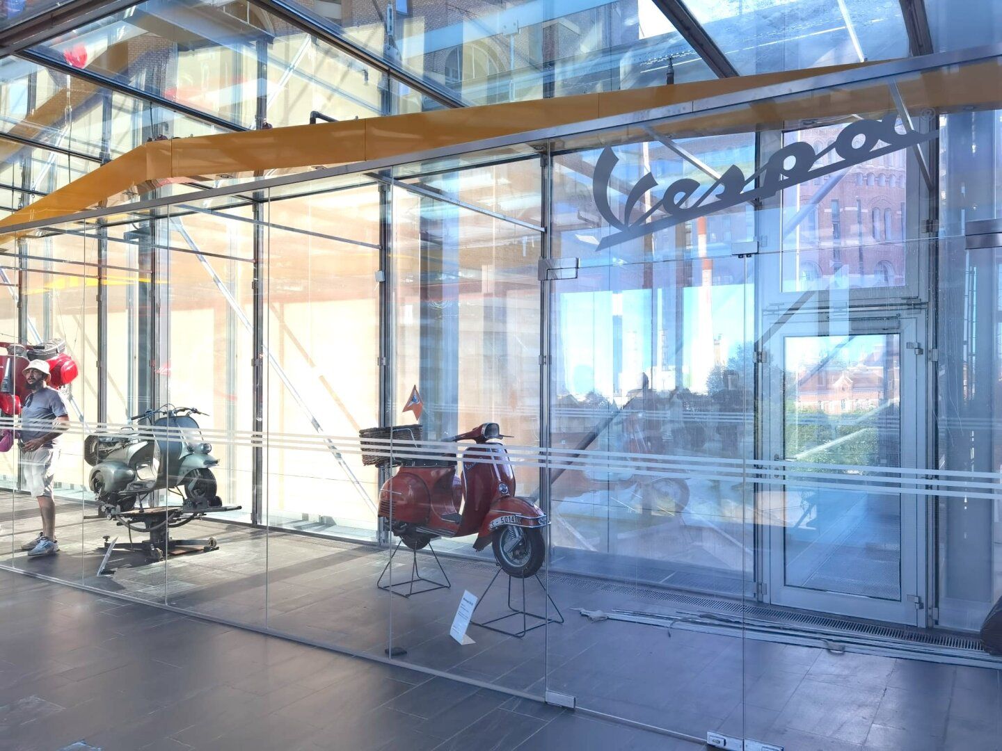 POP-UP-FLÄCHEN AN DER BRÜCKE ZUM ECO CENTER ZU MIETEN! - Ansicht 4