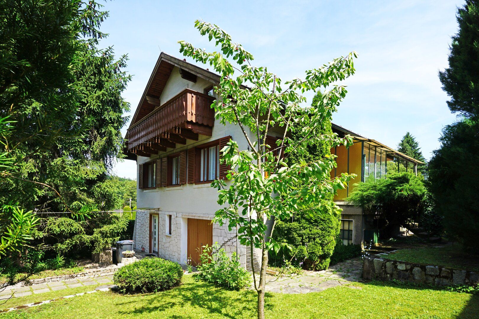 Familienglück! Idyllisch gelegenes Wohnhaus mit tollem Garten am Hauersteig