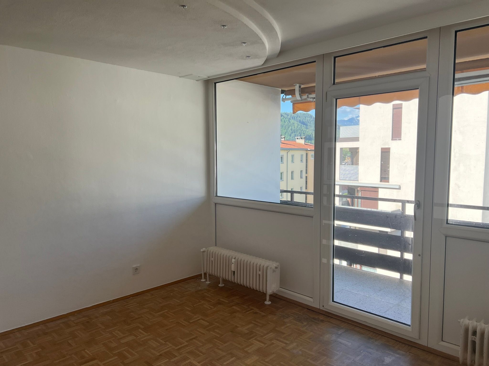 2-Zimmer-Wohnung mit zwei Westbalkone in Hall