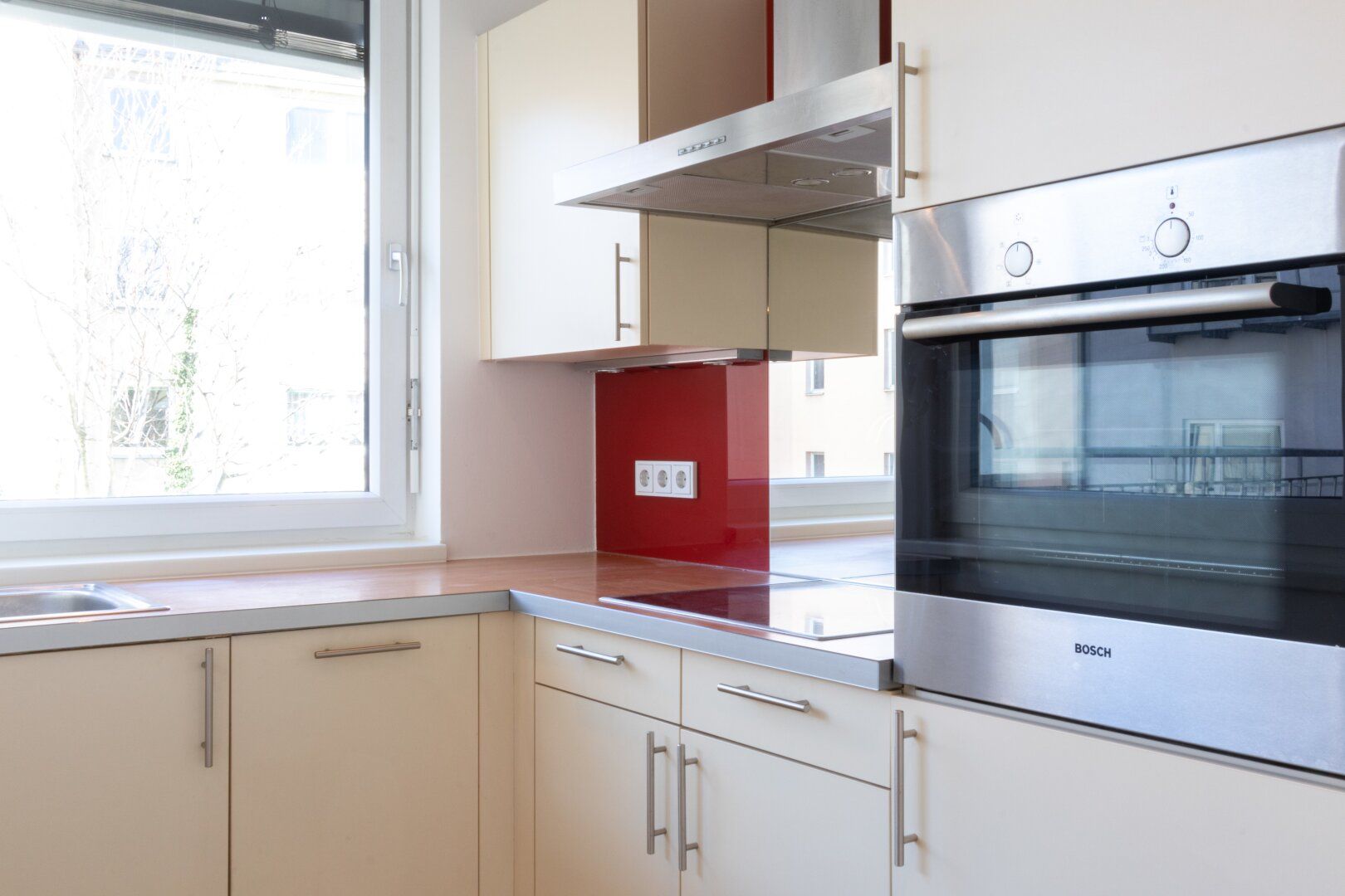Gemütliche 3-Zimmer-Wohnung mit Balkon in 1100 Wien - Ihr neues Zuhause wartet!