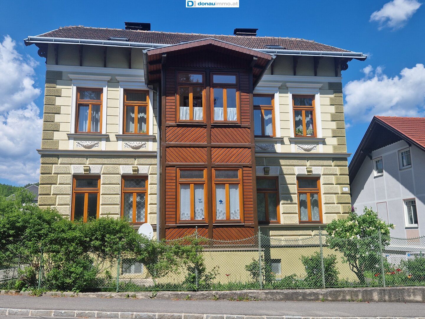 Geräumiges 9-Zimmer-Bürgerhaus in Aspang-Markt - Ihr Traumobjekt für 368.000 €!