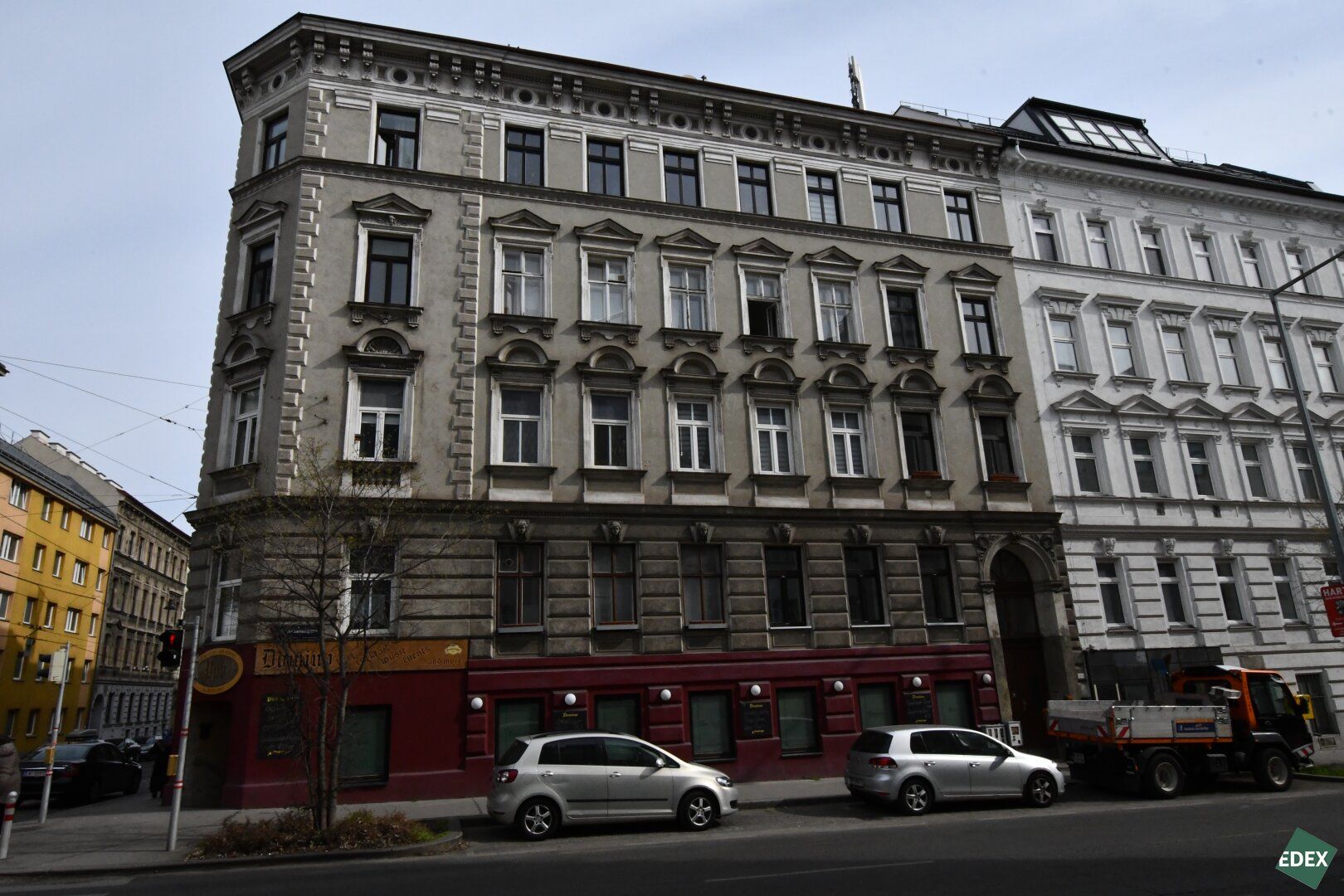 Sanierungsbedürftige 1-Zimmer-Altbauwohnung in attraktiver Lage nahe 7. Bezirk