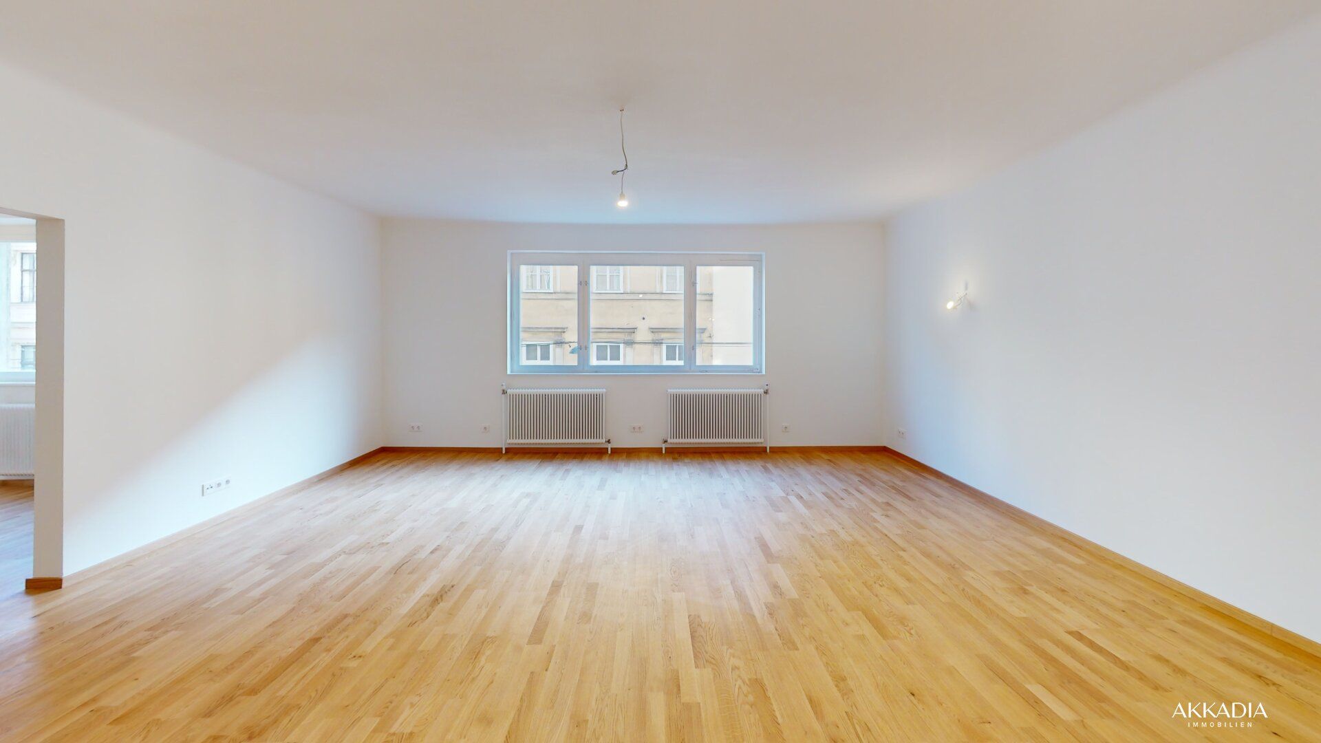 Modernisierte 4-Zimmer-Wohnung in zentraler Lage - Erstbezug A\\