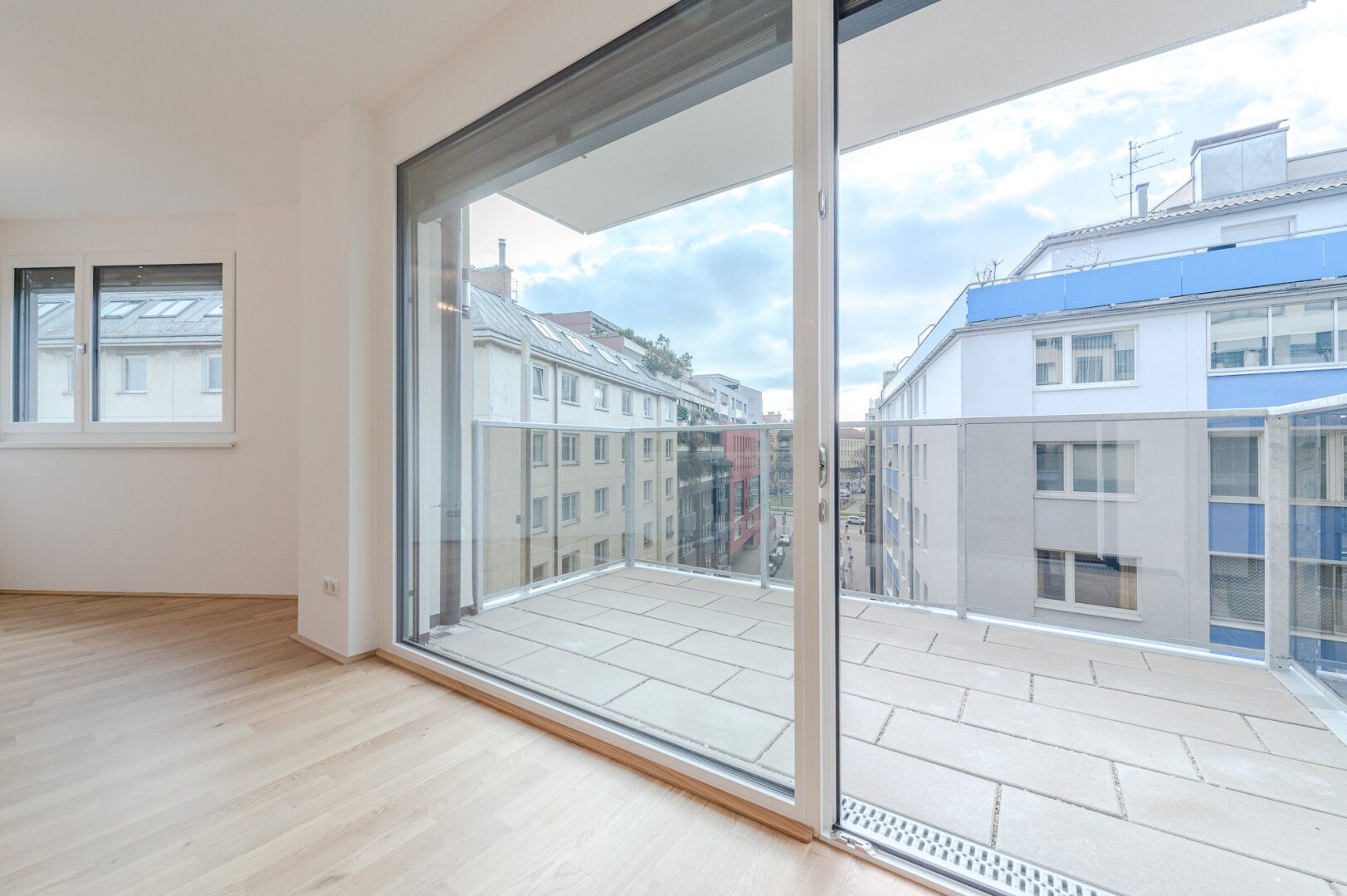 VIDEOBESICHTIGUNG: Neubauwohnung mit Balkon nahe U4 - ab 01.02.25 beziehbar!