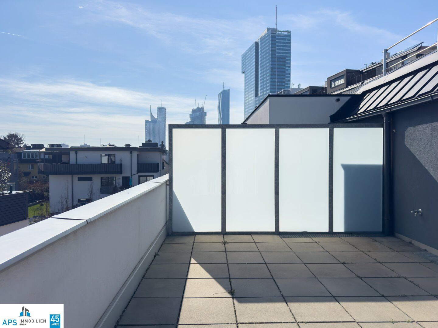 BESTLAGE WAGRAMER STRASSE - 3 Terrassen - Blick auf die Alte Donau