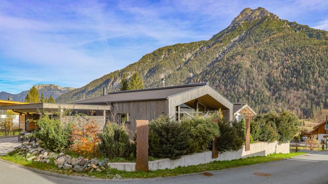 KITZIMMO-exklusives Haus in Seenähe kaufen. Immobilien St. Ulrich am Pillersee.