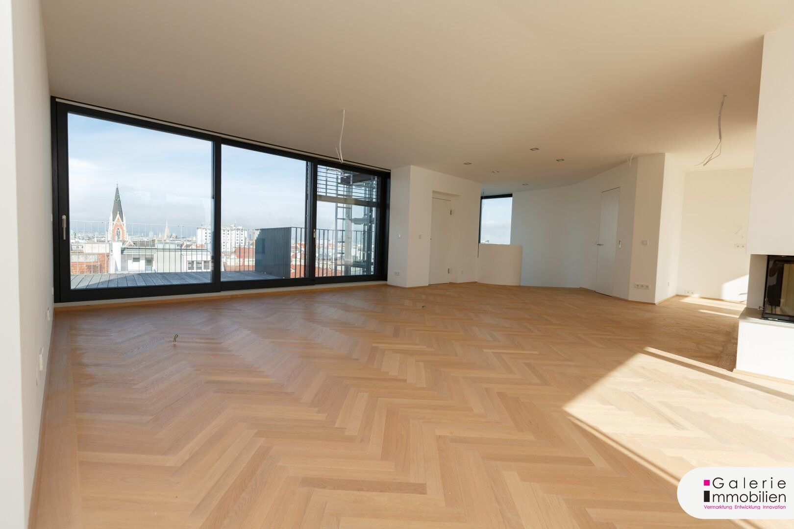 Außergewöhnliches Penthouse mit großen Terrassen und Fernblick