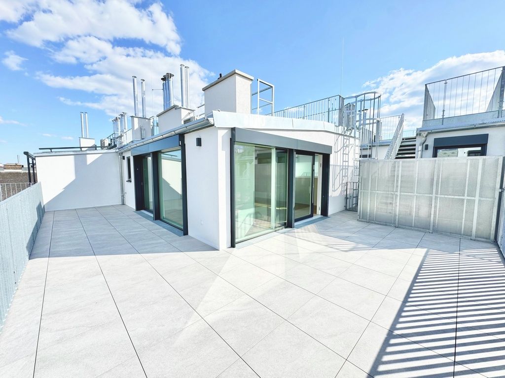 TOPLAGE NÄHE KUTSCHKERMARKT | EXKLUSIVE DACHGESCHOSSWOHNUNG | TERRASSE | BLICK INS GRÜNE | ERSTBEZUG