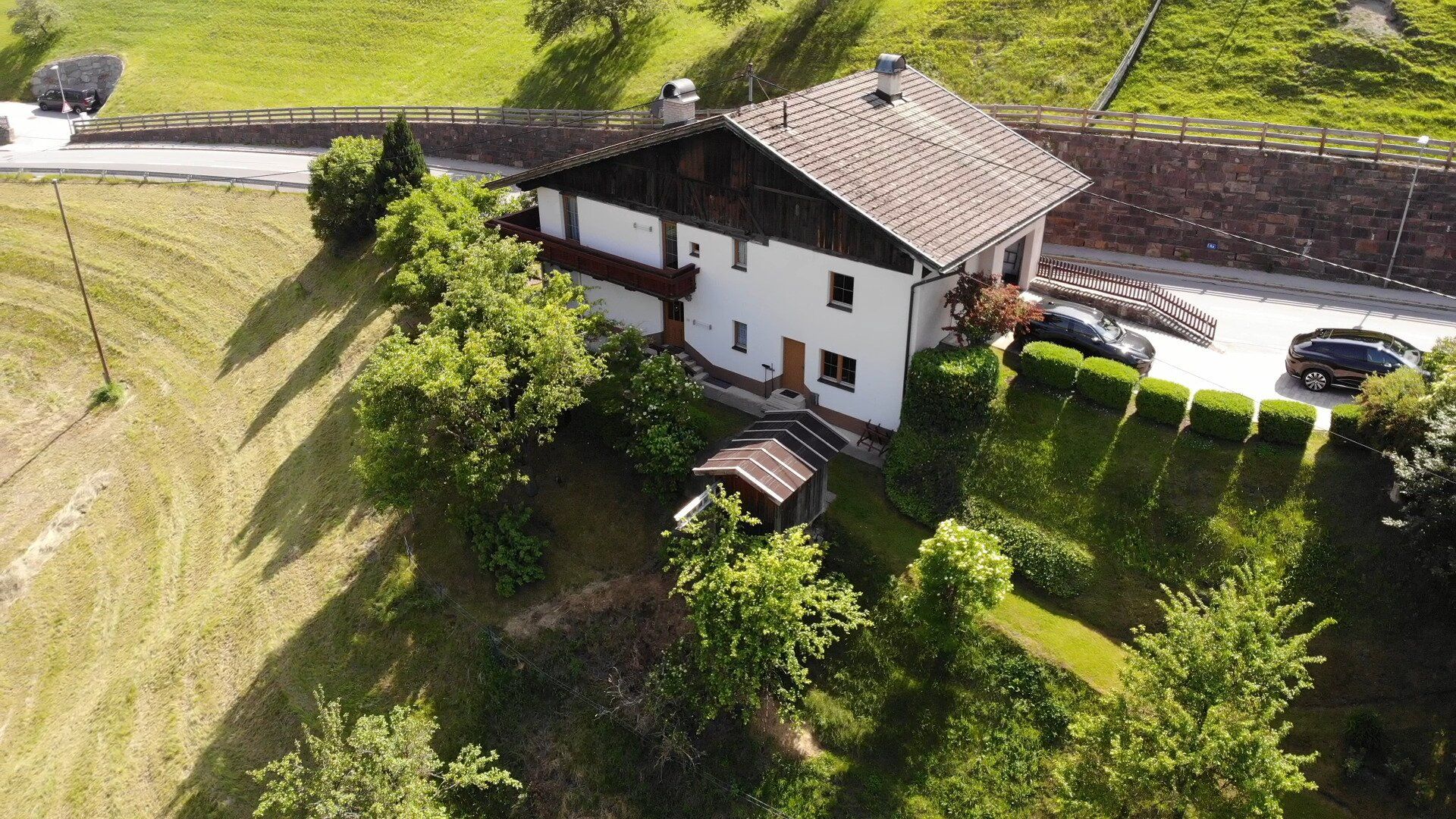Großzügiges, gemütliches Haus mit unverbauter Aussicht - viel Platz und Potenzial!