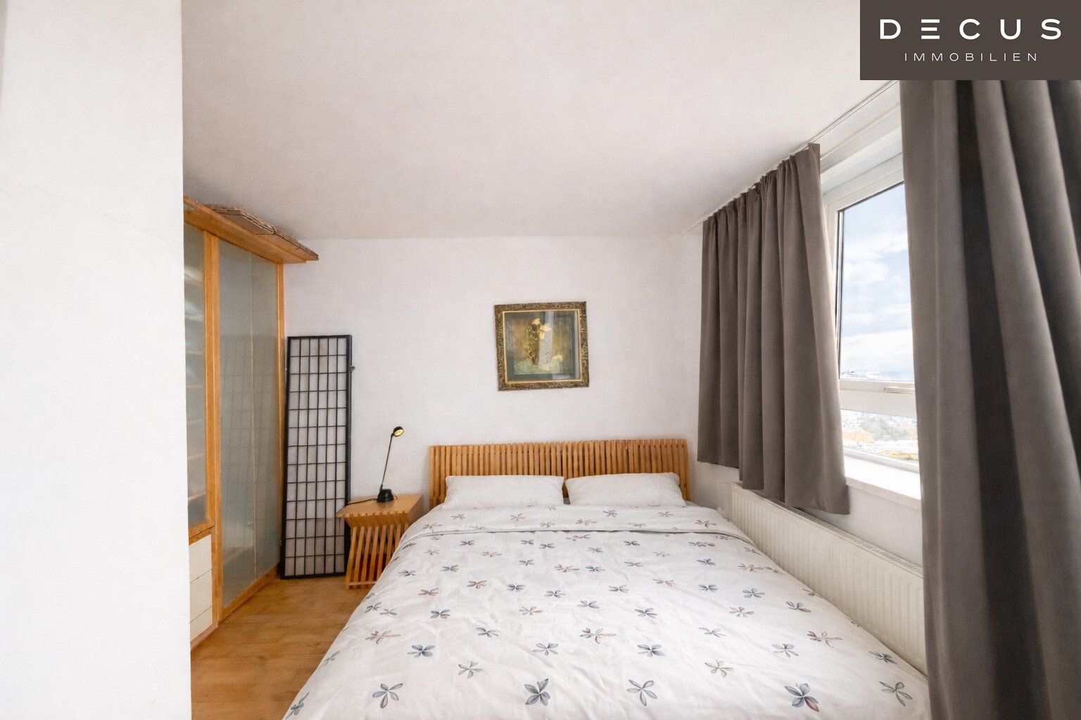 2-ZIMMER WOHNUNG | VOLL MÖBLIERT | GASOMETER | FERNBLICK | PERFEKT ANGEBUNDEN - Mehr