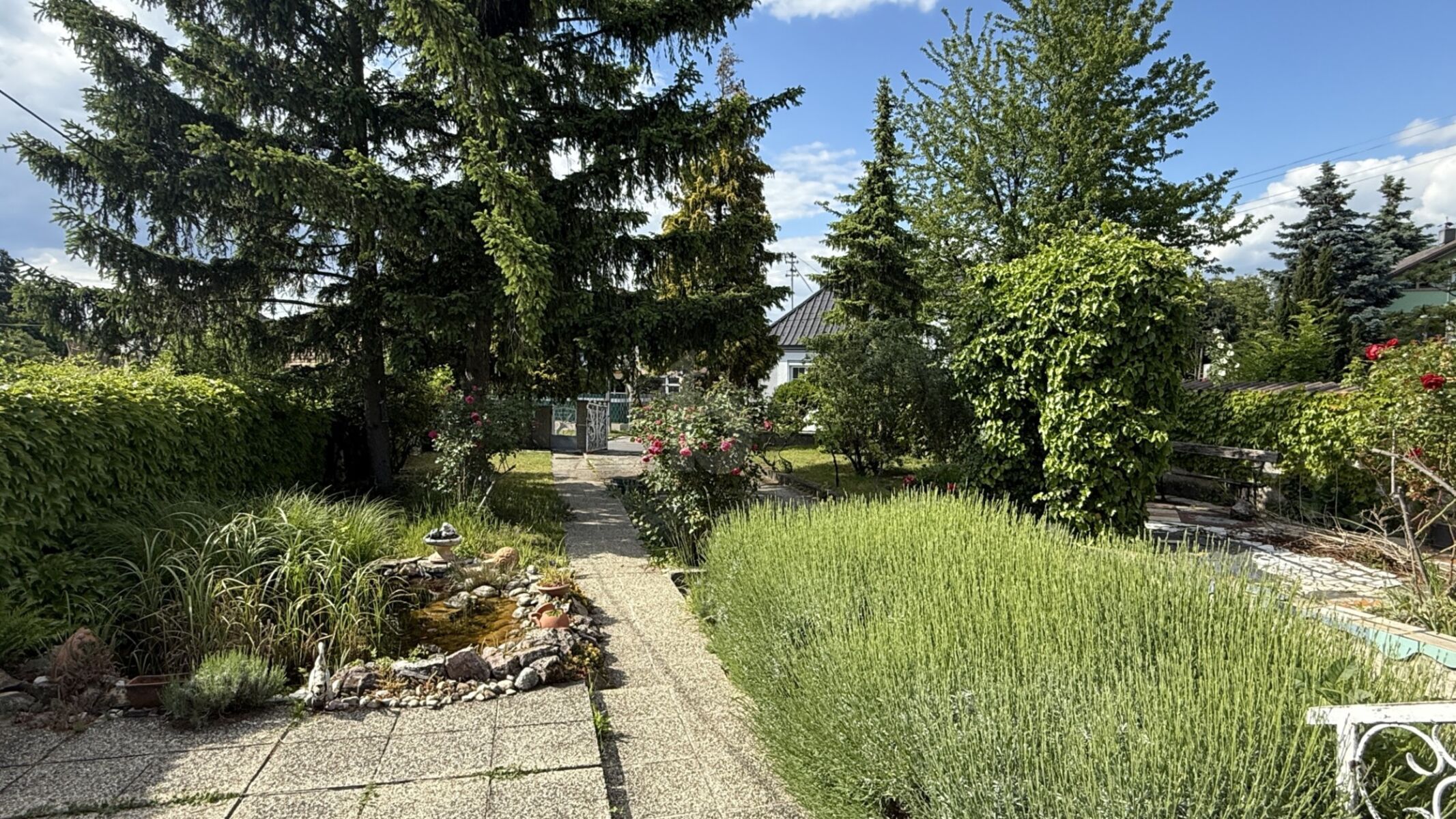RUHEOASE - TOP GEPFLEGTER BUNGALOW MIT KELLER & SONNIGEM XXL GARTEN