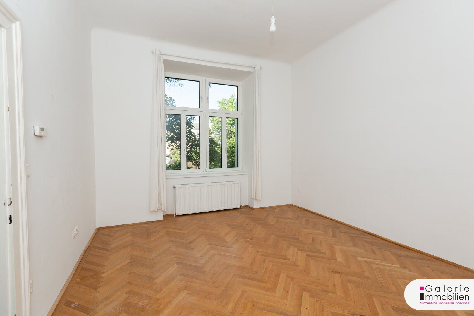 35m2 große, westseitige Wohnung mit großem Balkon