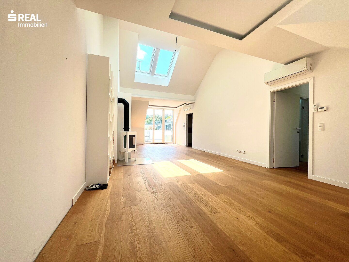 2 Zimmer Wohnung mit Terrasse