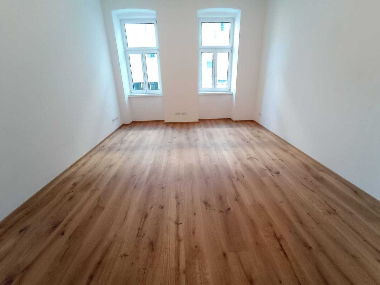 Erstbezug! wunderschöne Stilaltbauwohnung 2 er WG möglich, nähe U3 Station Johnstraße