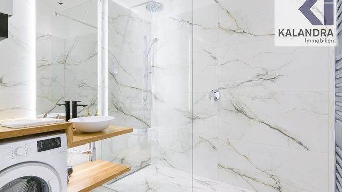 Duschbad / shower bathroom