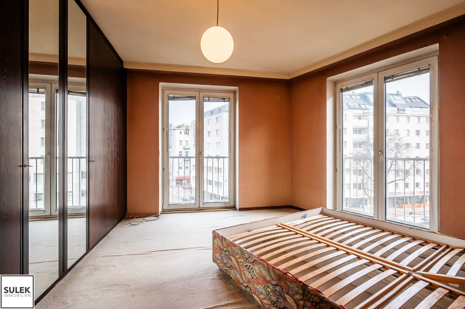 Erstbezug nach Generalsanierung in der Taborstraße 63 - perfekt angebunden: 2 Zimmer + separate Küche + Balkon