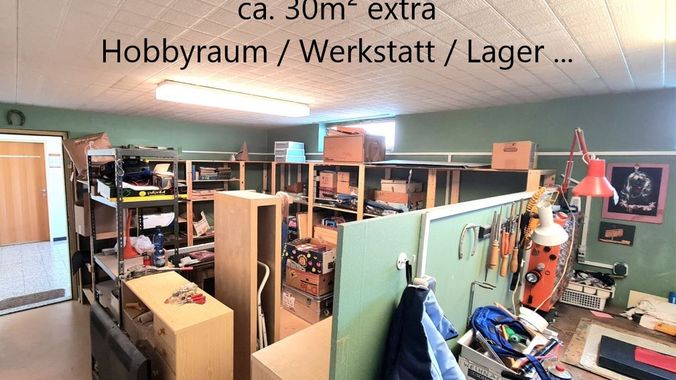 Im Haus - zusätzlich Hobbyraum, Werkstatt, Lager...