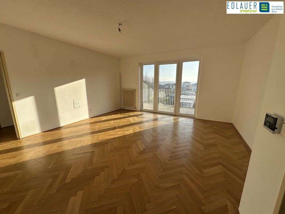 Geräumige Mietwohnung mit großem Balkon!