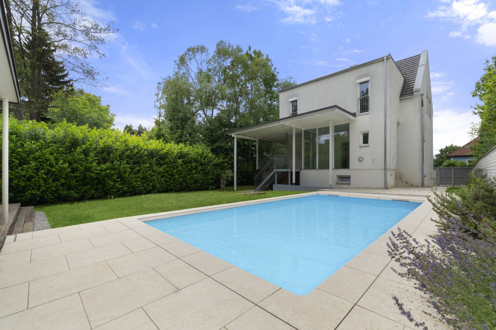 Stilvolles Einfamilienhaus in Graz-Waltendorf - Komfort, Qualität und Lage vereint!