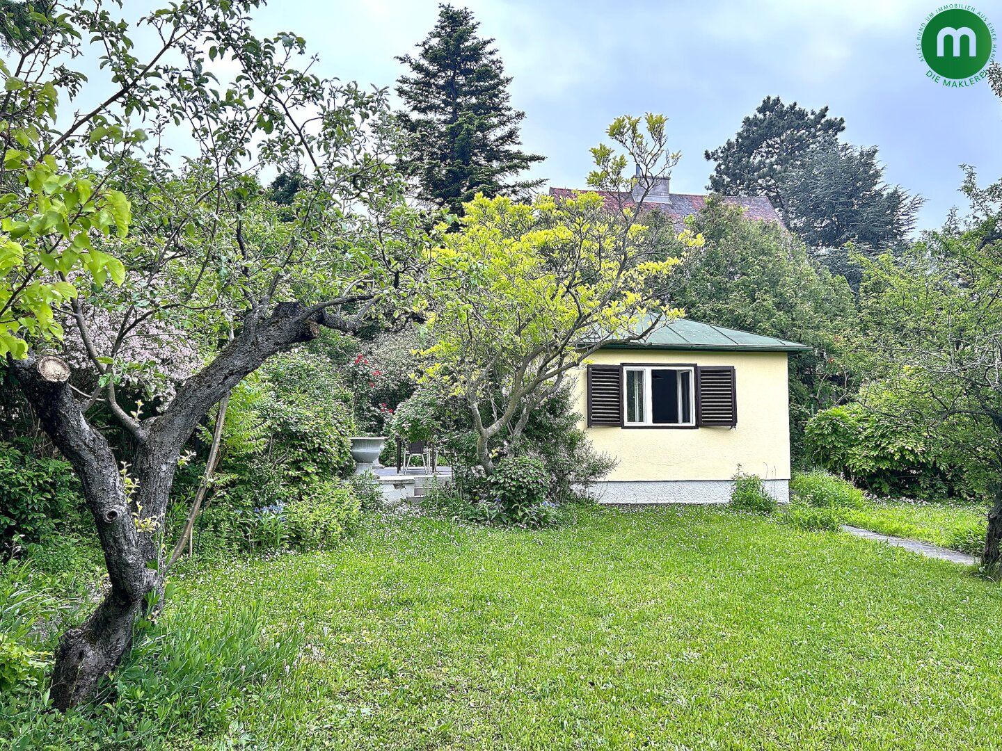 Grünes Refugium in Hietzing - 627 m² Gartengrund mit charmantem Wochenendhaus