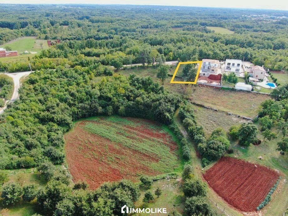Istrien: Baugrundstück nahe Rovinj & Pula - Traum vom Ferienhaus am Meer oder attraktive Anlage - Ansicht 2