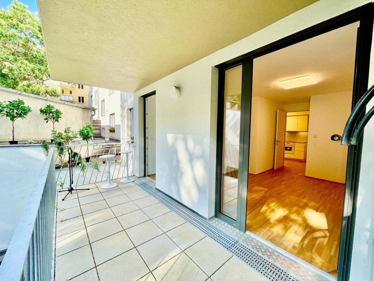 +++NEUBAU MIT BALKION+++2-Zi.+++DÖBLING+++2 BÄDER+++