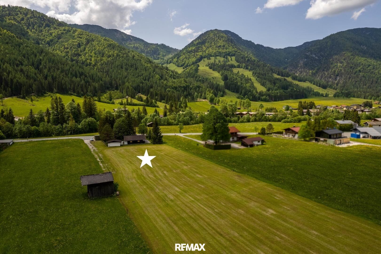 Exklusives Projektgrundstück in sonniger Lage mit unverbaubarem Bergblick - Ansicht 3