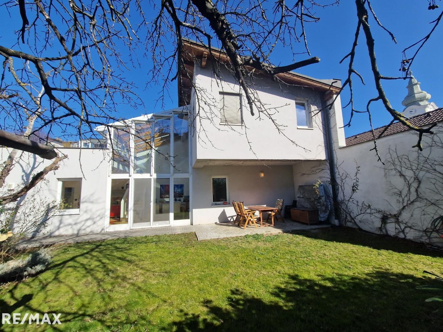 Einfamilienhaus in Gainfarn!