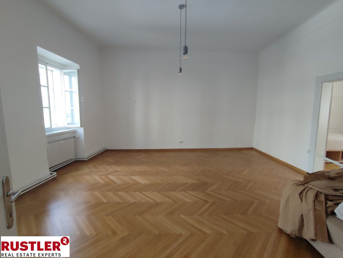 Altbau Traum am Hauptplatz!