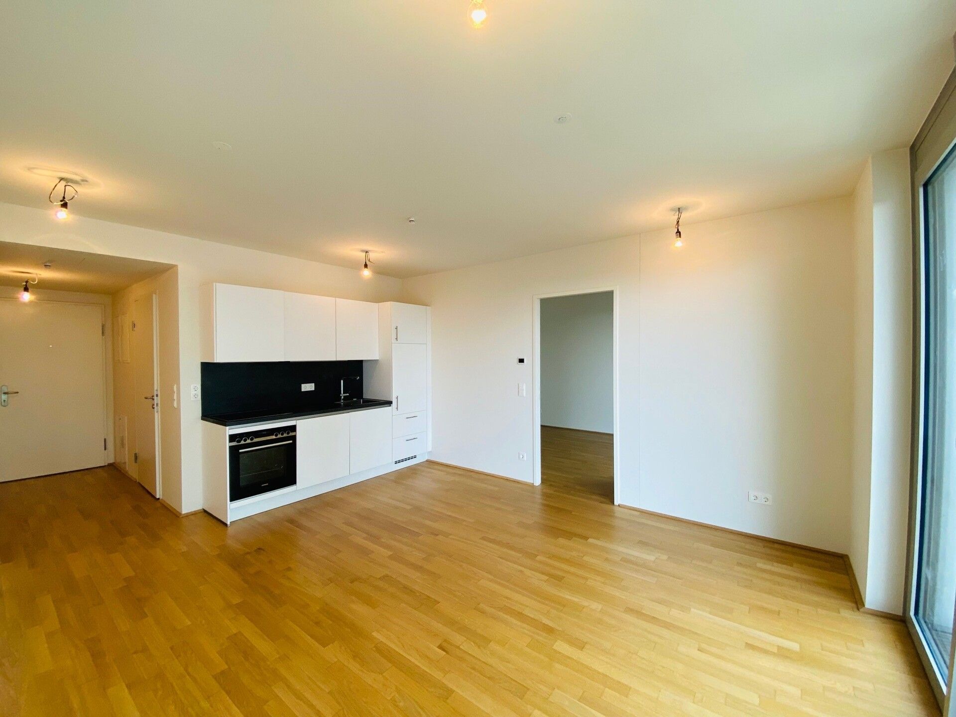 BelView Apartments: Moderne 2-Zimmer-Wohung mit westseitiger Freifläche im 10. Stock - zu mieten in 1100 Wien