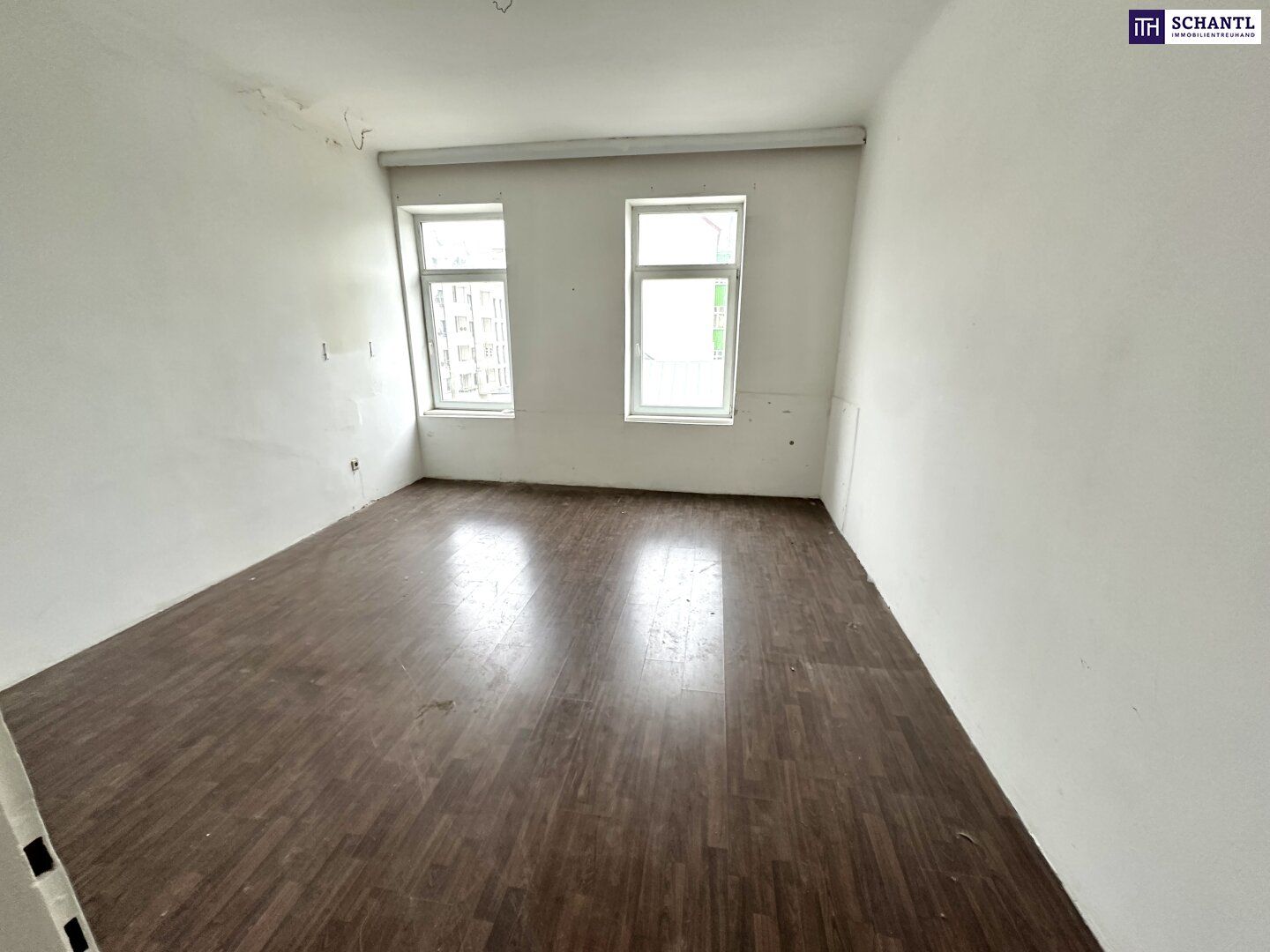 Sanierungsbedürftige Ein-Zimmer-Wohnung im 2.OG! Sanieren Sie diese Wohnung ganz nach Ihren Bedürfnissen.