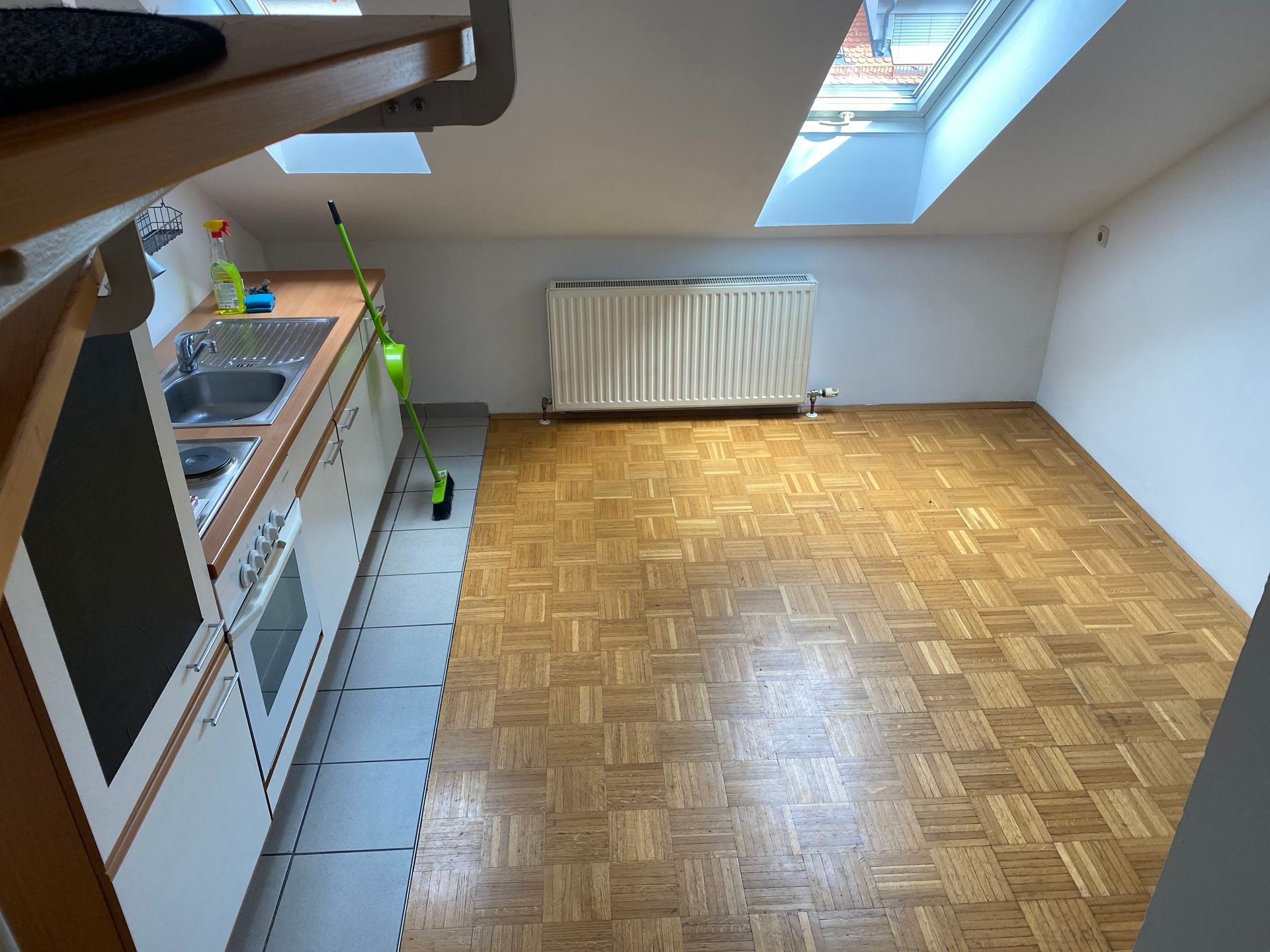 Entzückende Maisonette! Pärchentraum oder Studentenhit in der KEPLERSTRASSE 83