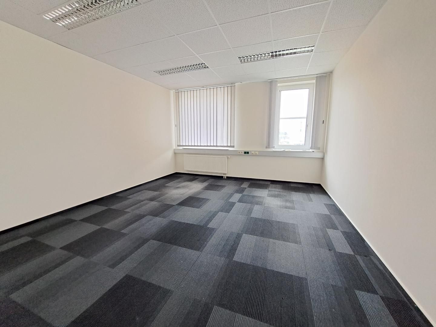 Büroflächen von ca. 100m² -270m², im Gewerbegebiet! neben der Autobahnauffahrt der S33 - Ansicht 5