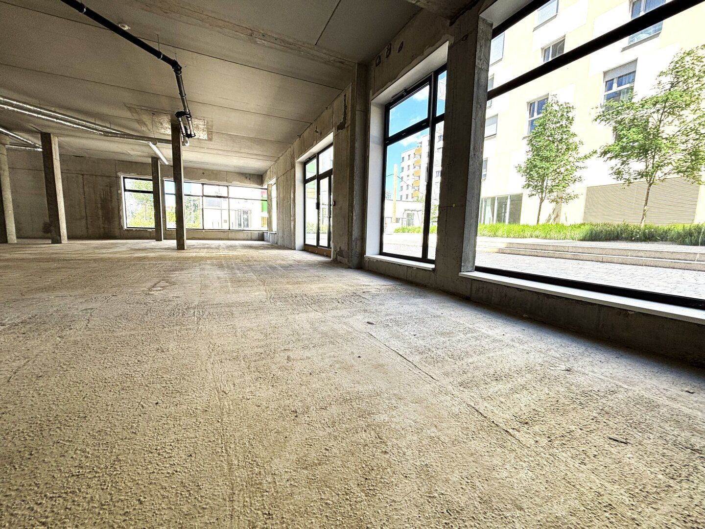 ## 130 m² TERRASSE - Ihr Geschäftslokal im Herzen des Nordbahnviertels - BELAGSFERTIG ## - Mehr