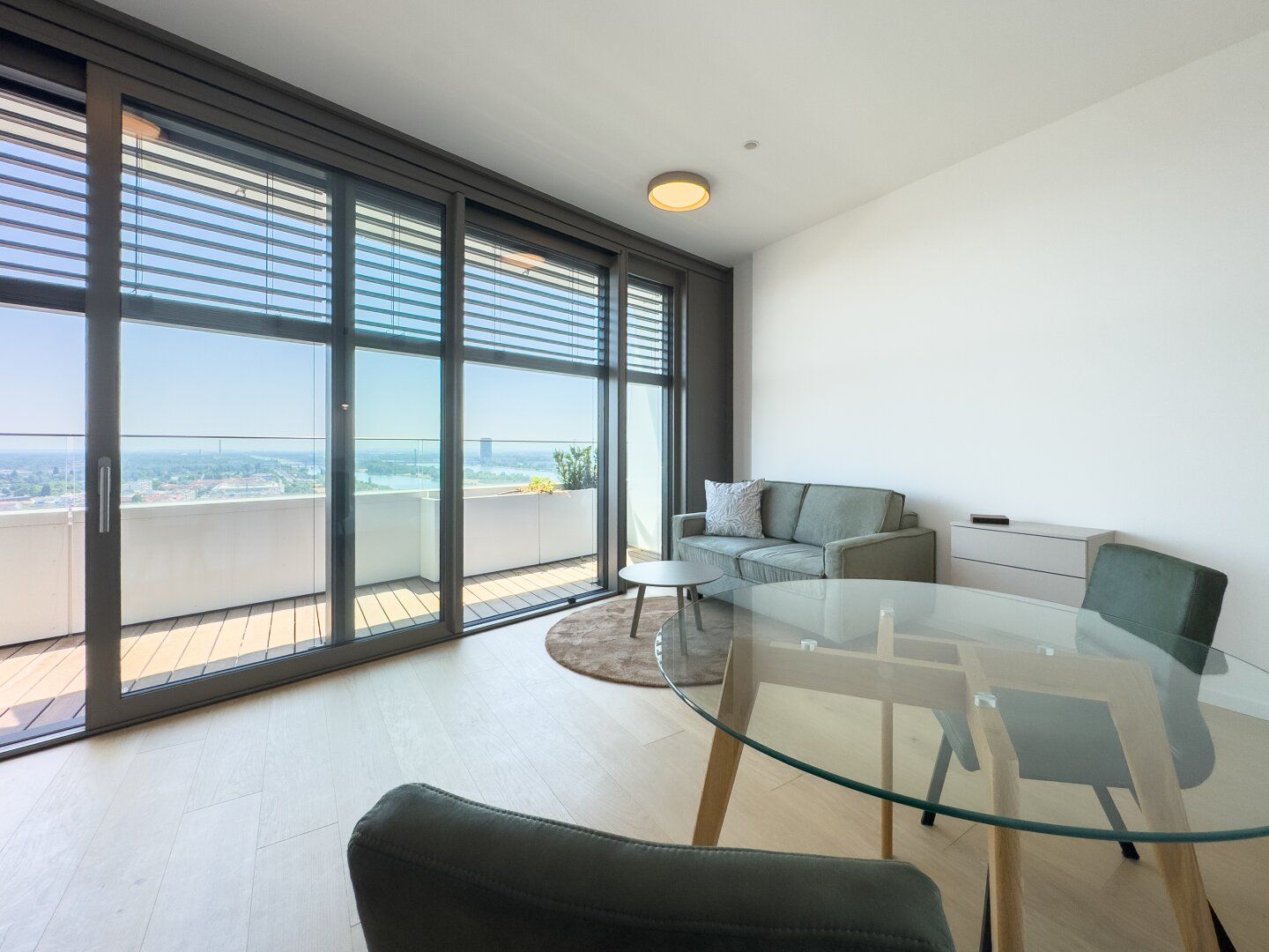 LUXUS ÜBER DEN DÄCHERN WIENS - IHR APARTMENT IM HÖCHSTEN WOHNTURM ÖSTERREICHS