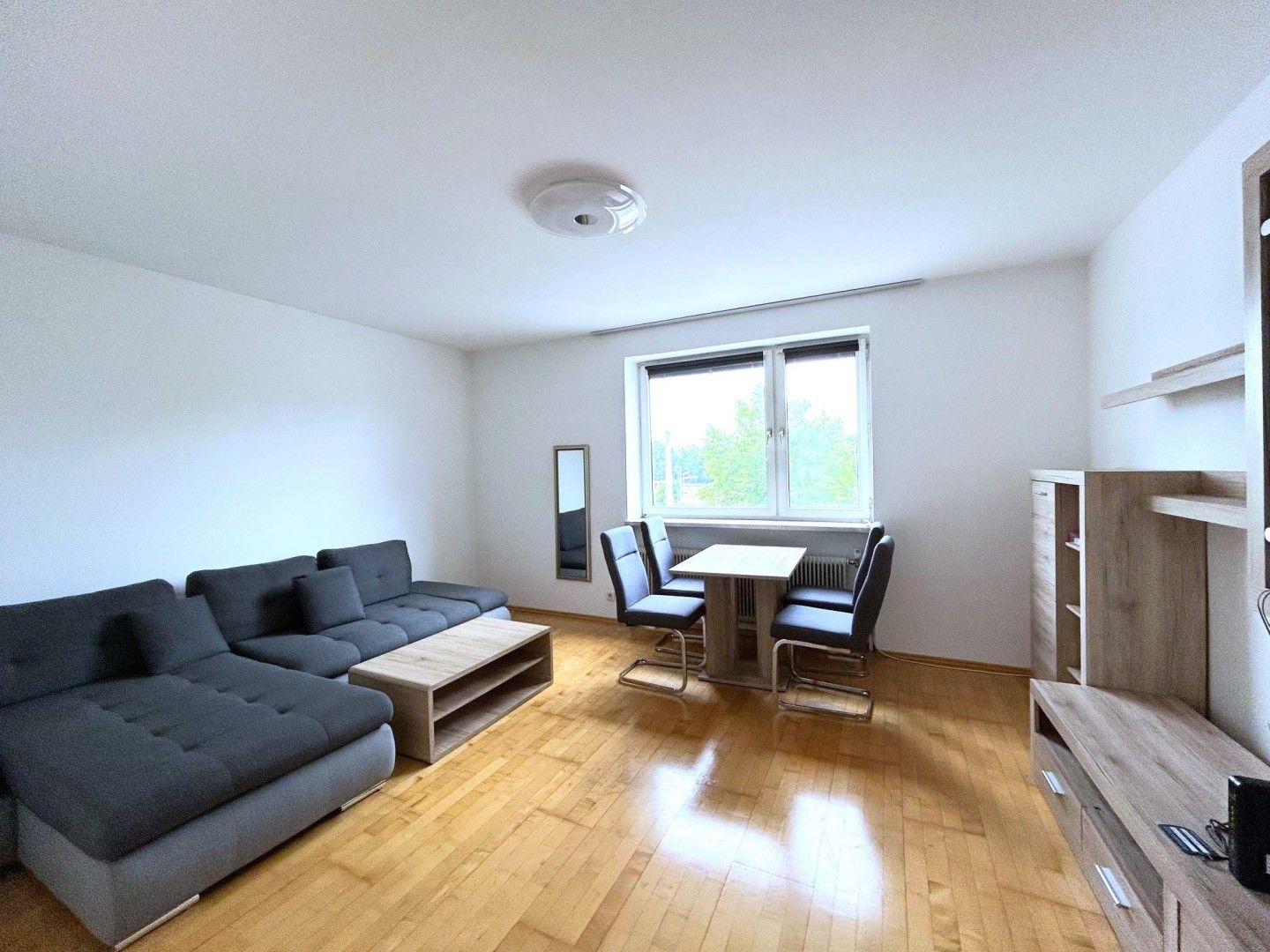 Linz/Urfahr : CITY APARTMENT ca. 50m² Wfl., 2 Zimmer im Herzen von Urfahr!