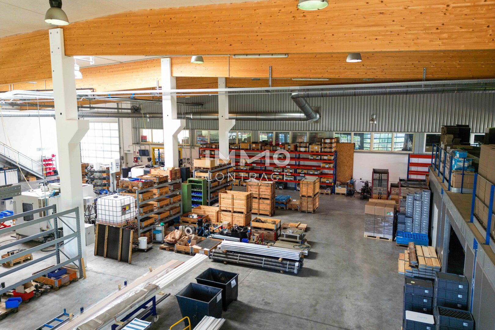 Ideale Lagerhalle mit Top-Verkehrsanbindung - Ansicht 4