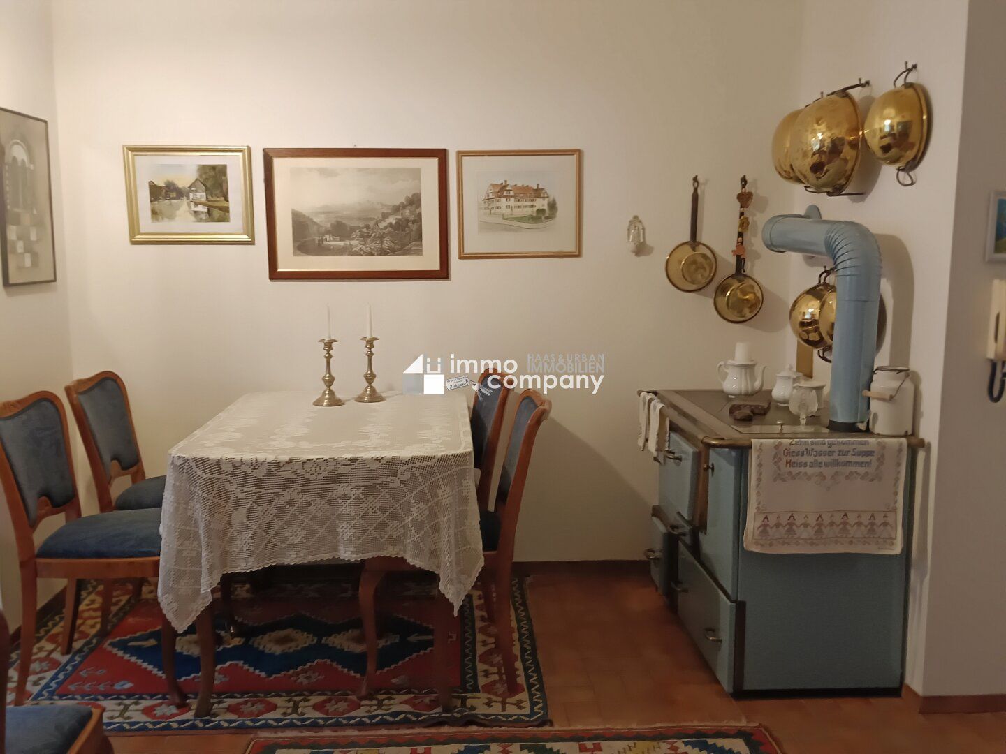 Stilvolle, elegante Wohnung, zentral gelegen mit Gemeinschaftsgarten