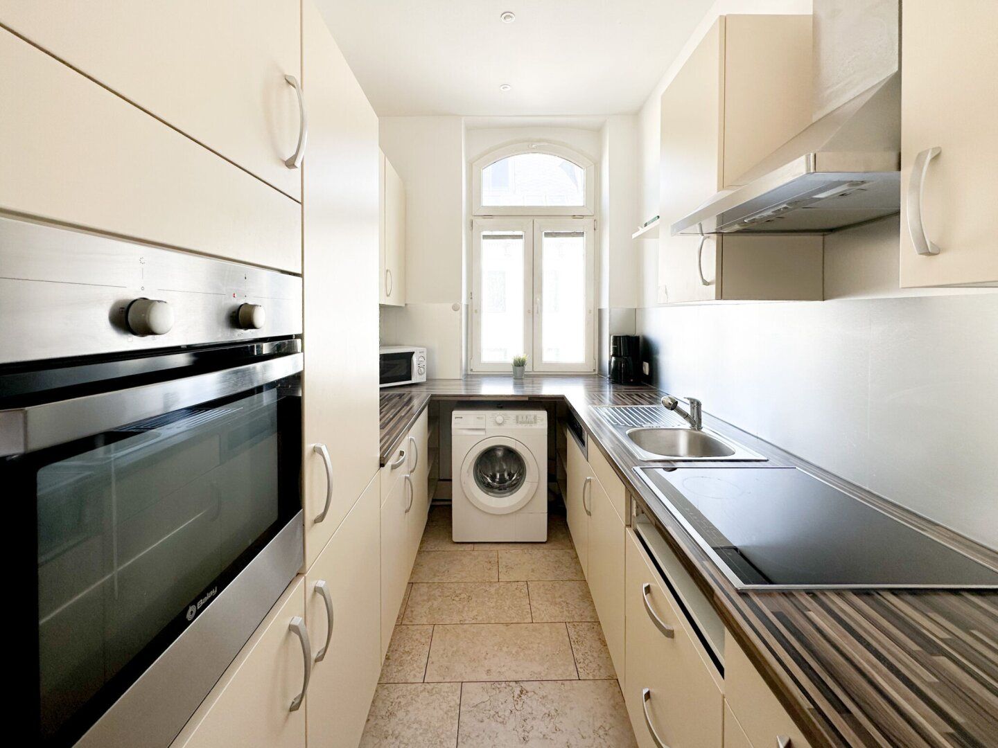 Neuwertige 5-Zimmer-Wohnung in 1150 Wien - Ihr Traum auf 153 m² für 744.000 €!