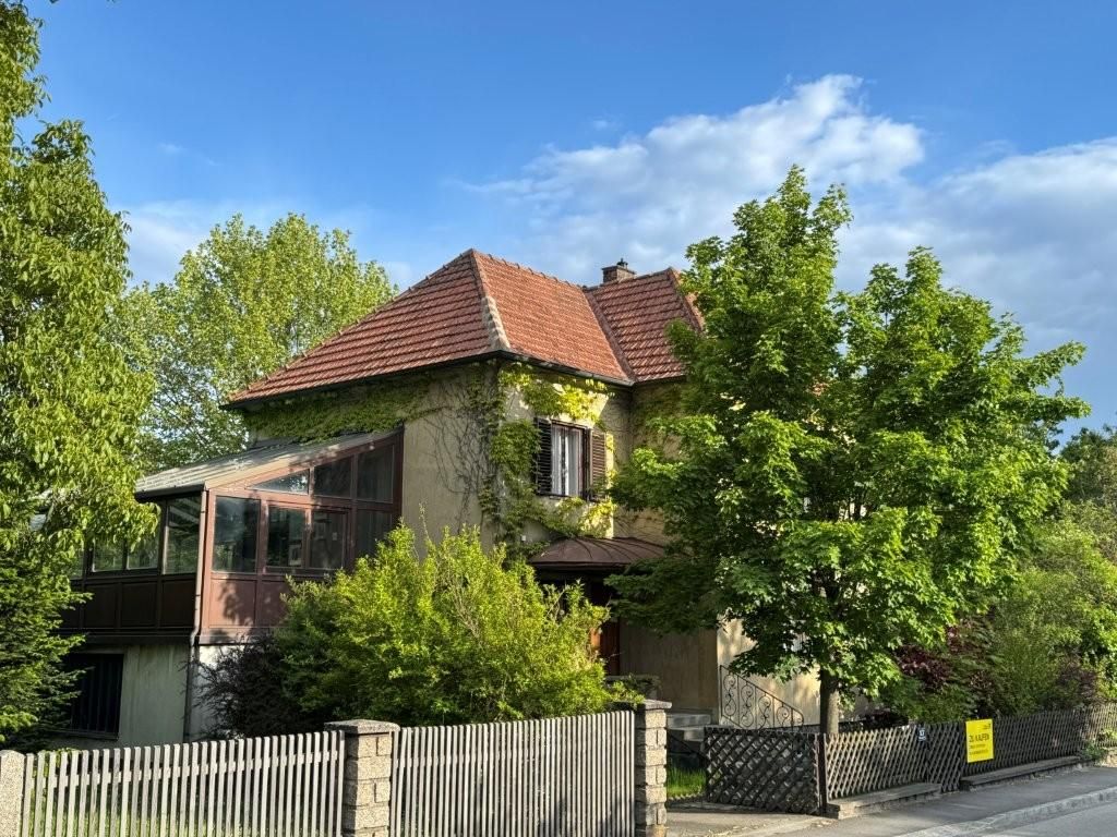 Charmantes Einfamilienhaus mit Garten