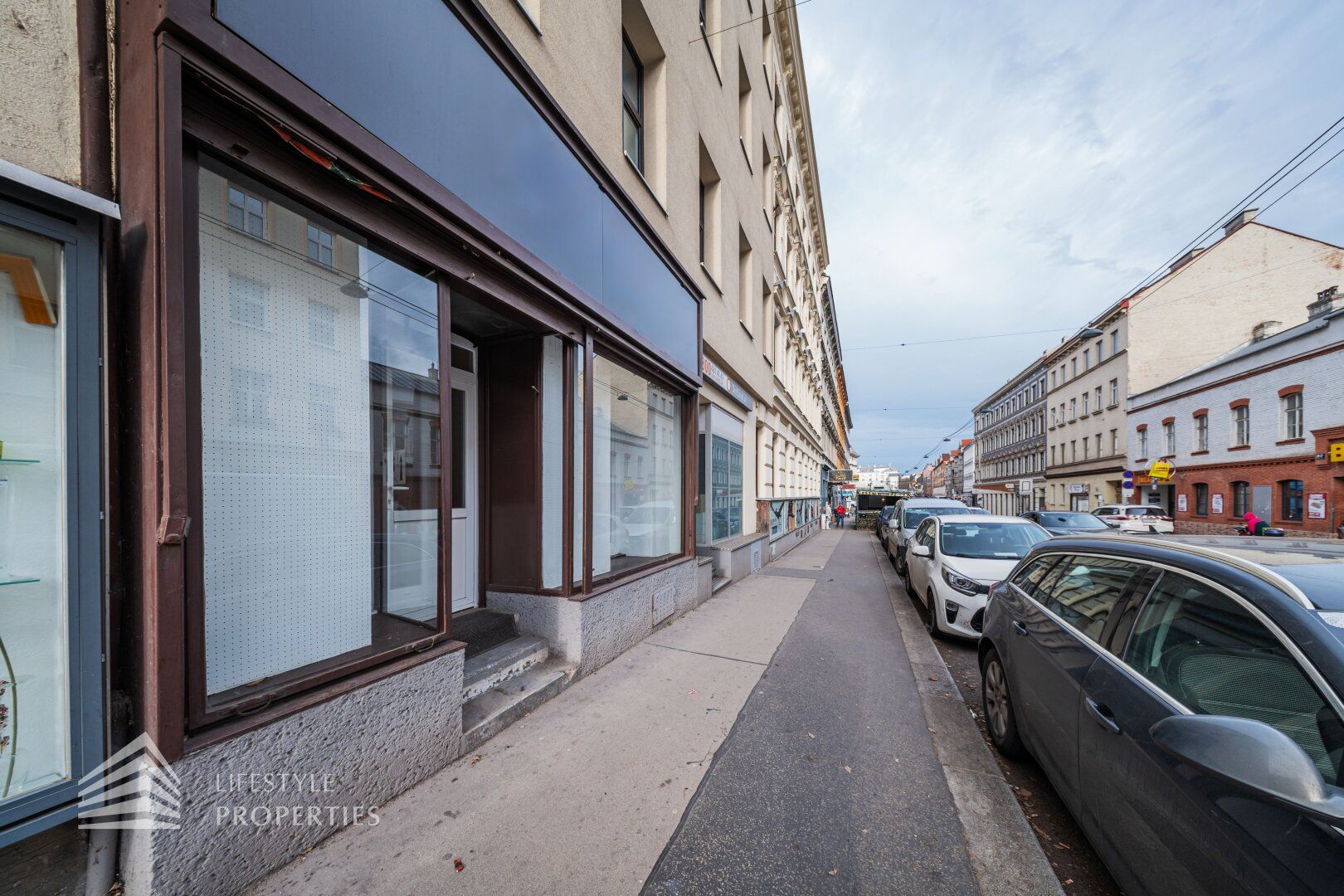 Frequentiertes Geschäftslokal-Büro, Nähe Lidlpark - Ansicht 2