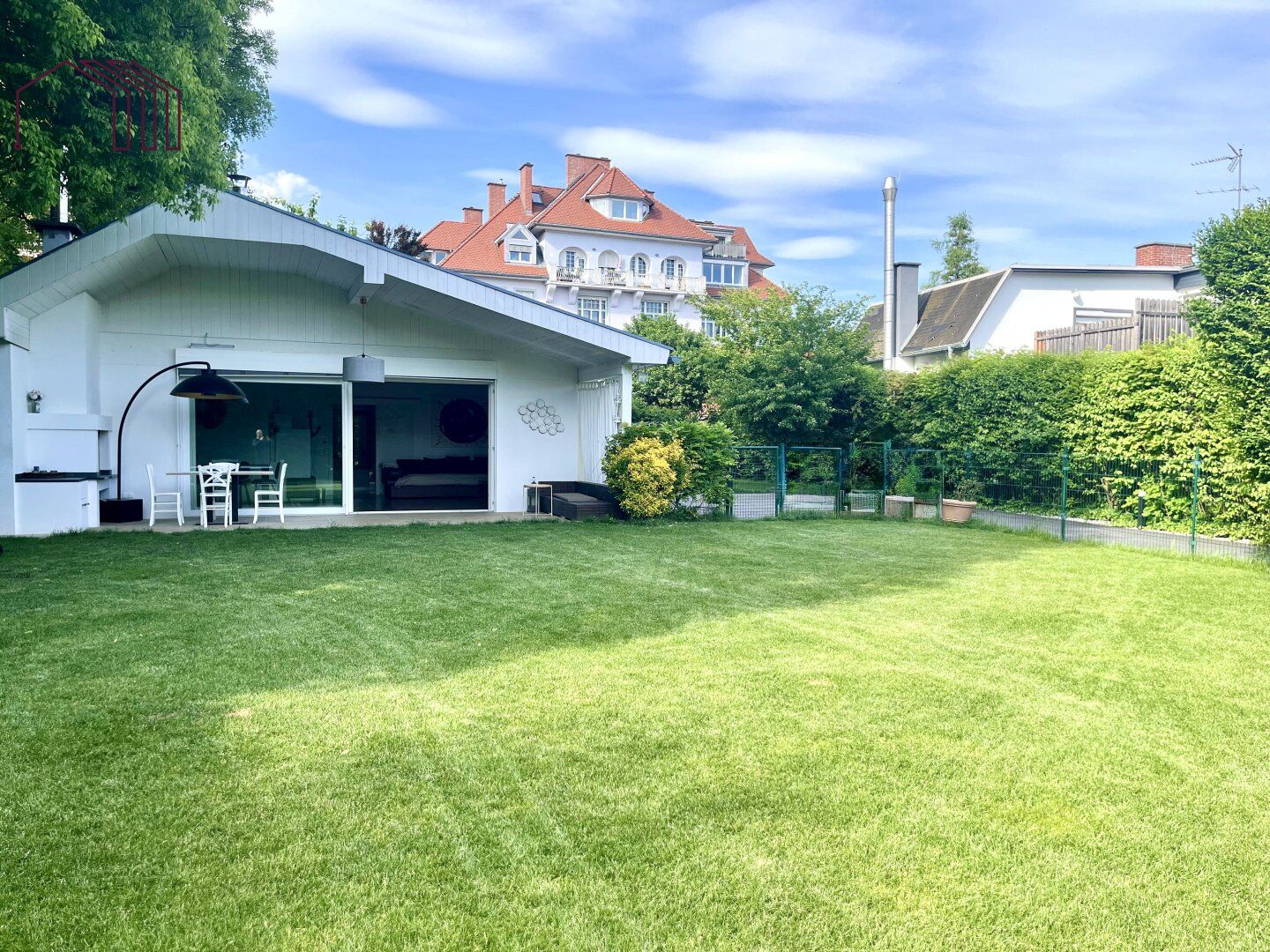 NÄHE HILMTEICH: Exklusiv möblierter Bungalow in Grazer Bestlage