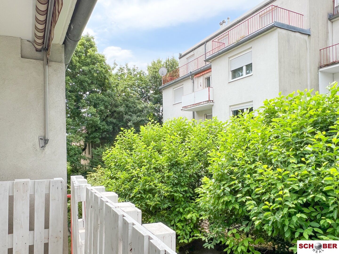 Großzügige 3-Zimmer-Wohnung mit Loggia in Döblinger Grünruhelage