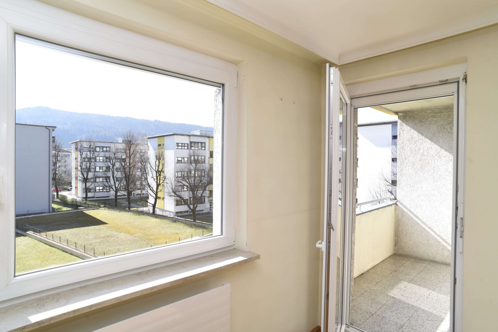 3-Zimmer-Wohnung in Innsbruck in Kliniknähe, Uninähe, nahe Fa. MED-EL, Einkaufszentrum WEST, HTL für Bau und Kunst, nebst Kindergarten in straßenverkehrsruhiger Infrastrukturlage