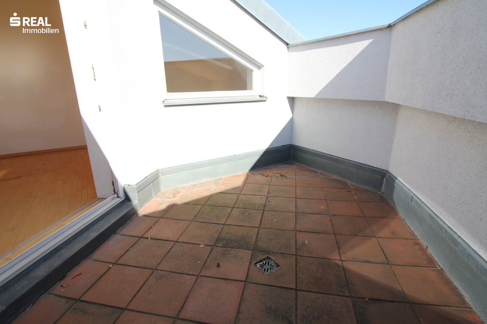 Dachgeschoss, Lift, 3 Zimmer, Terrasse, Einbauküche