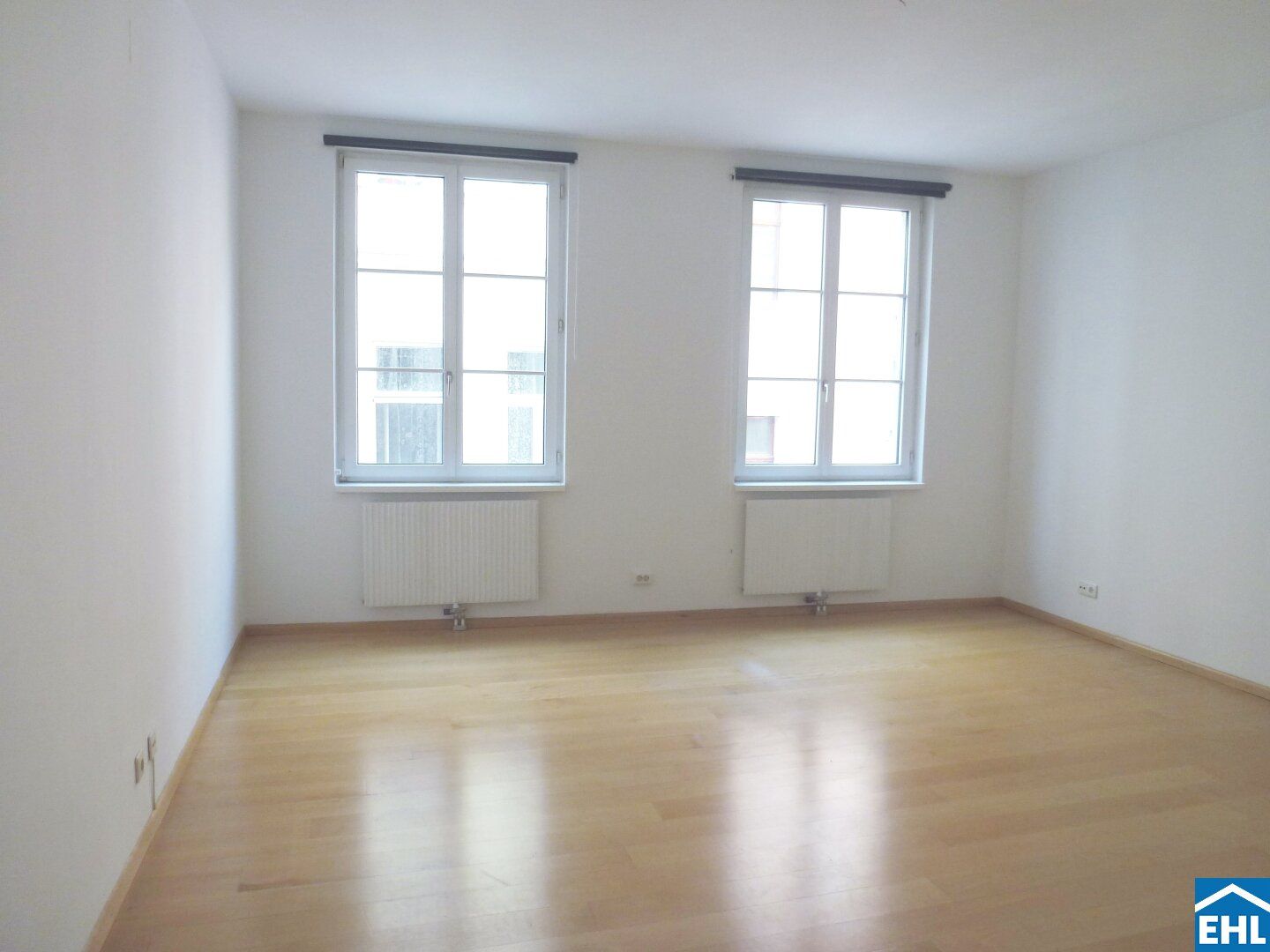 Großzügige 2 Zimmerwohnung am Roten Hof!